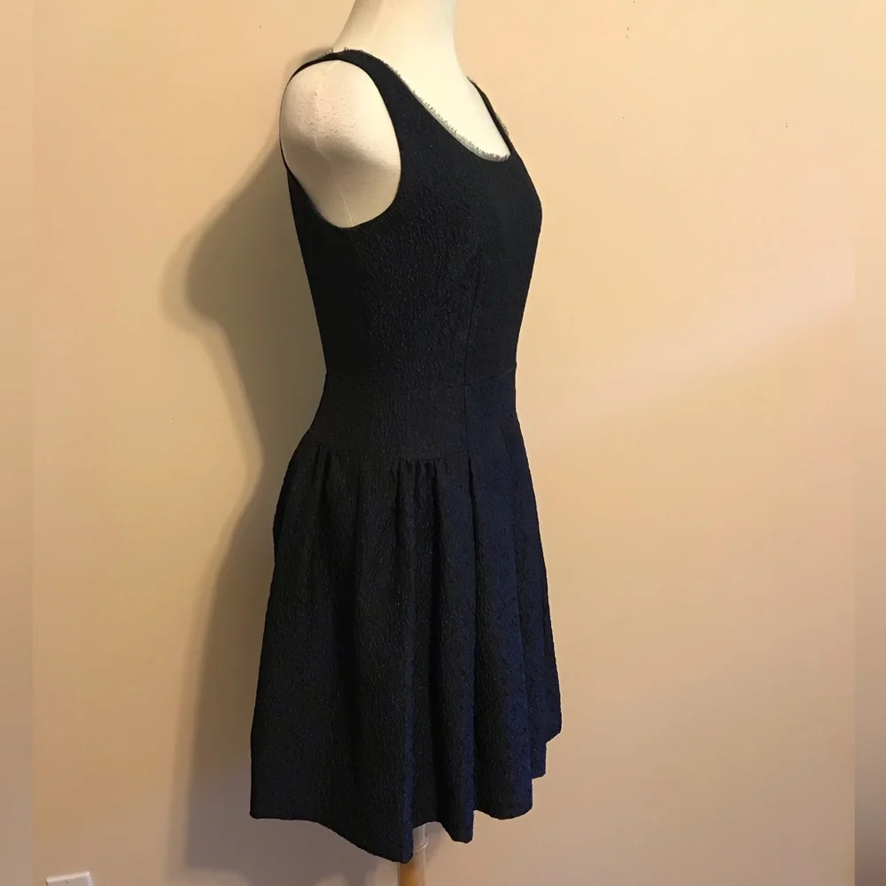 Elie Tahari Women’s Designer Dress Spring/Summer - Picture 4 of 10